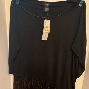NWT- W Knit Tee Shirt